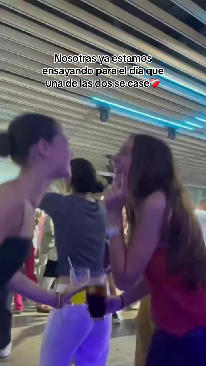 @Carmendelapera