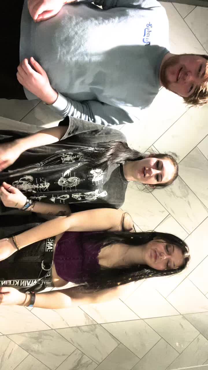 @Chloë