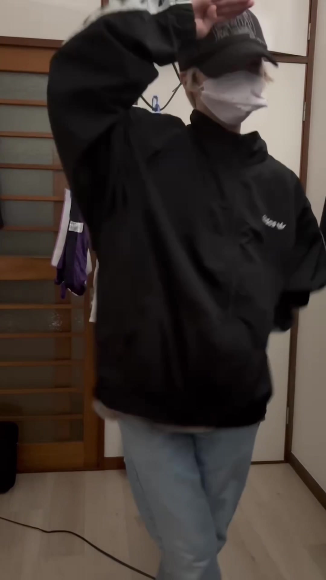 @Mo