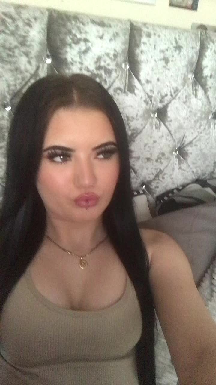 @Aleisha