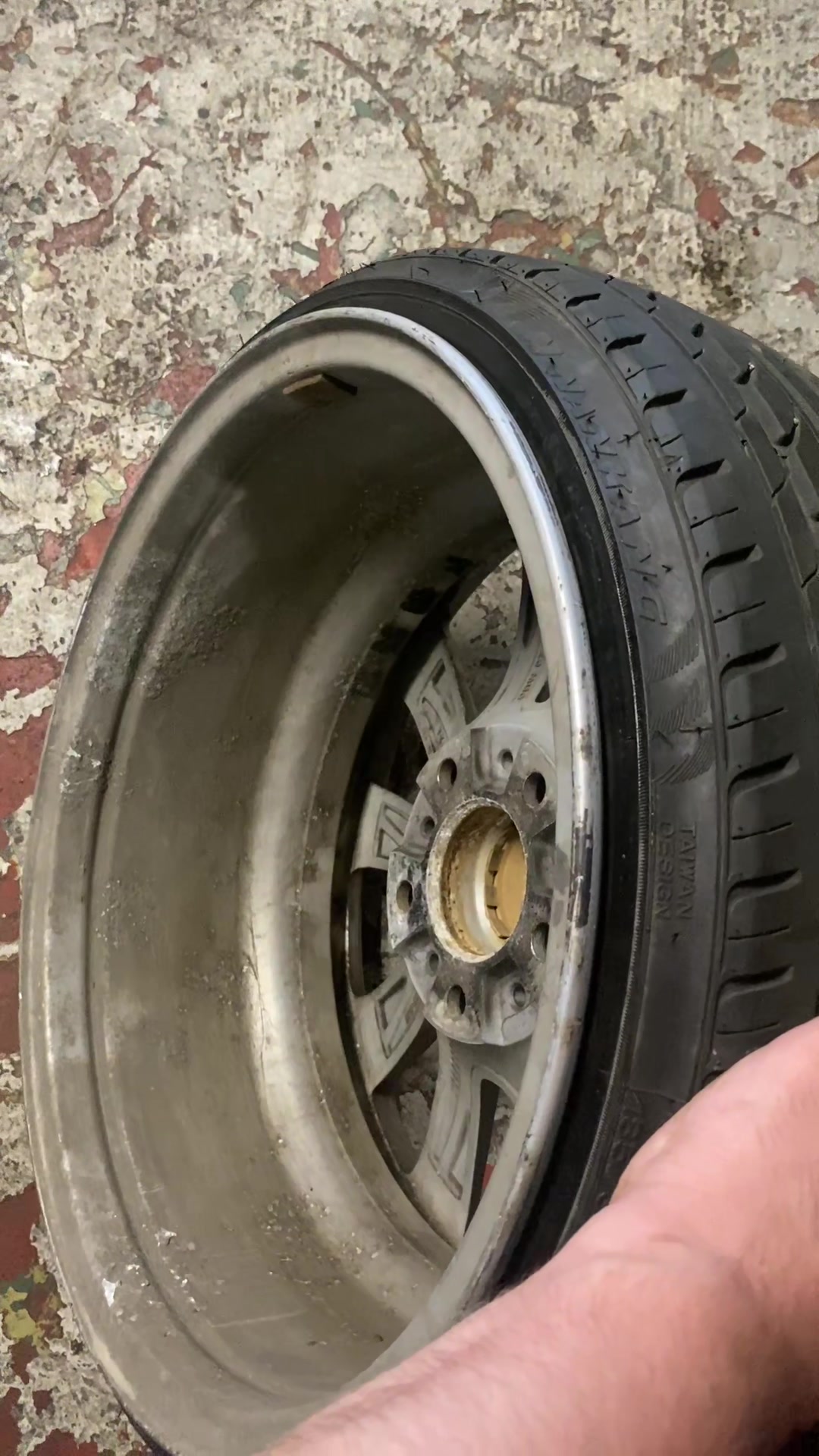 @Ayaz_Tyres