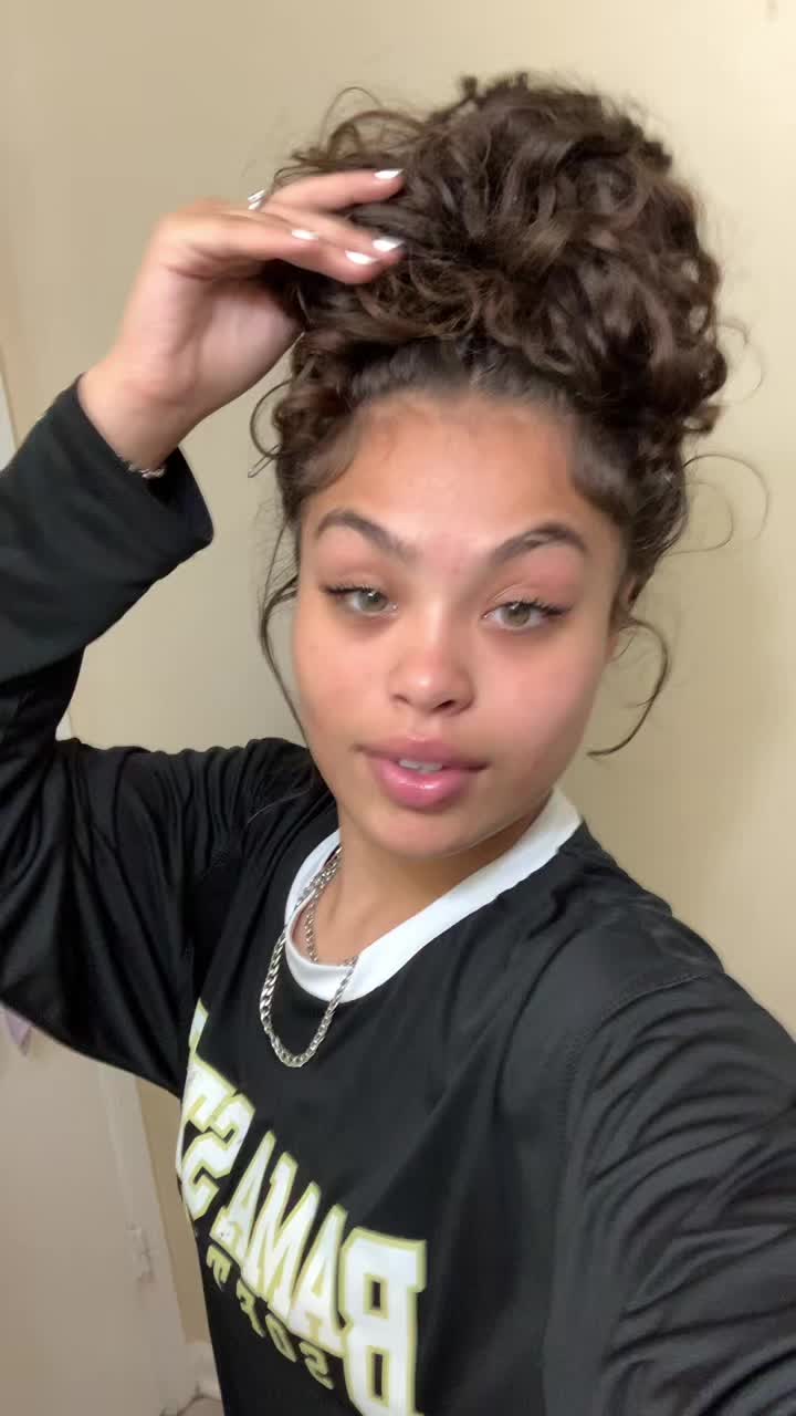 @itsslazariyahhh