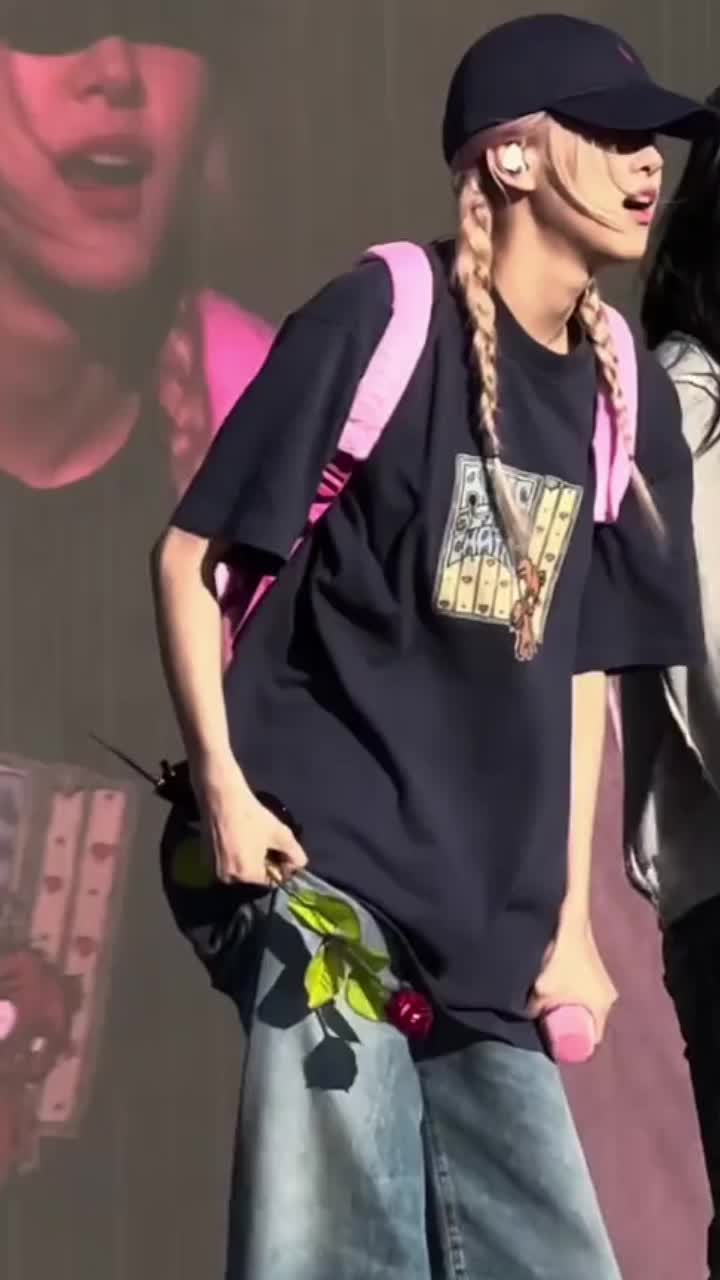 @T🖤