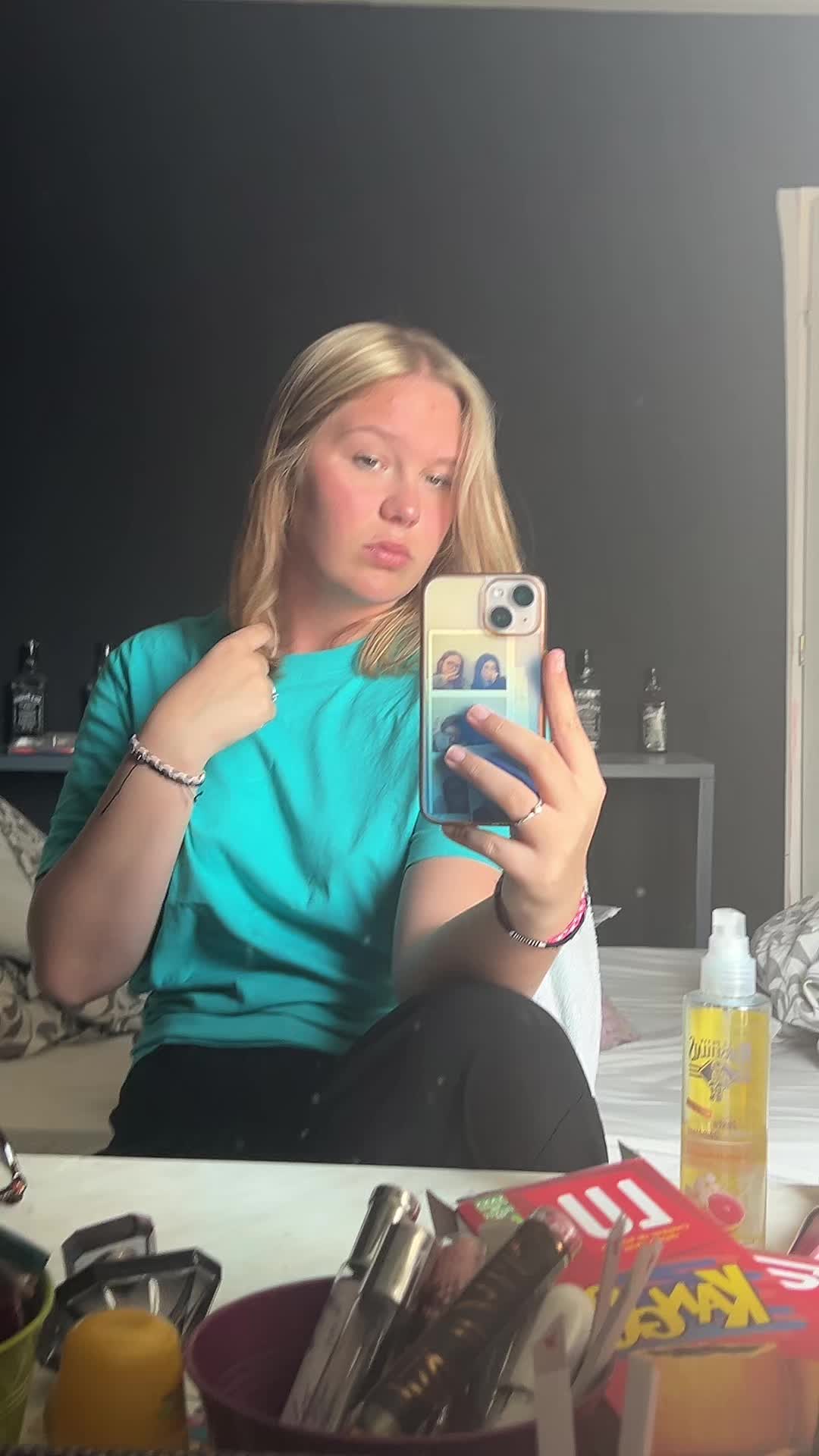 @Lilou🦋✨