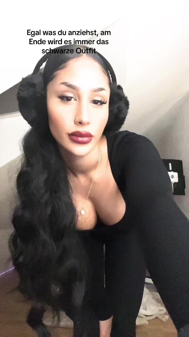 @Selinesra