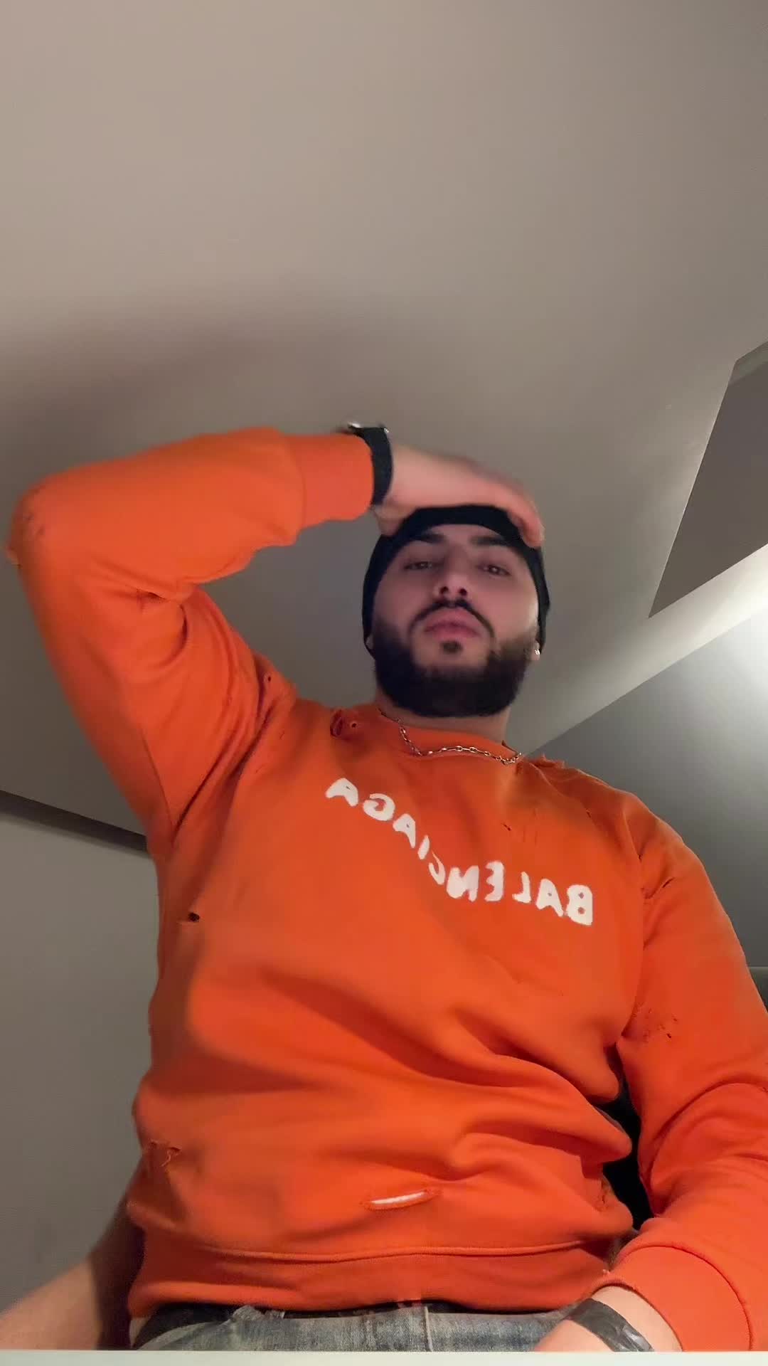 @أيمن