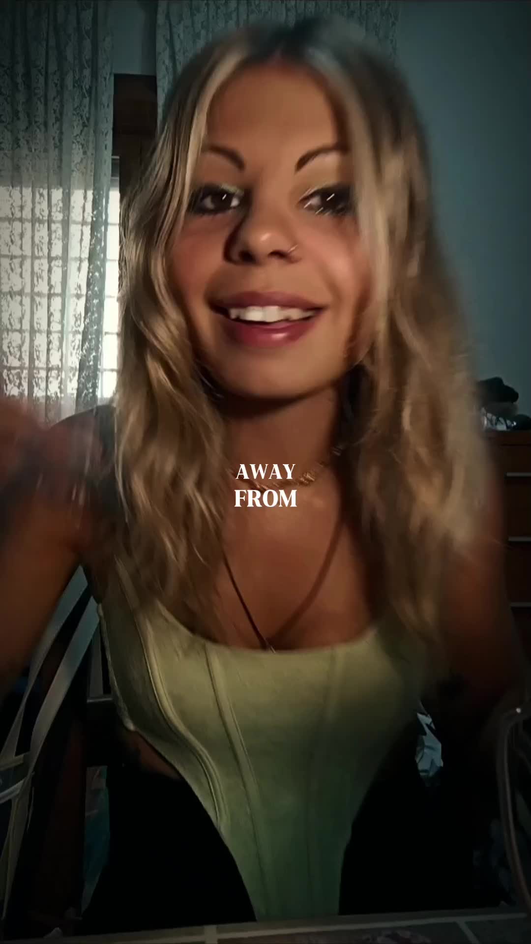 @Isabella