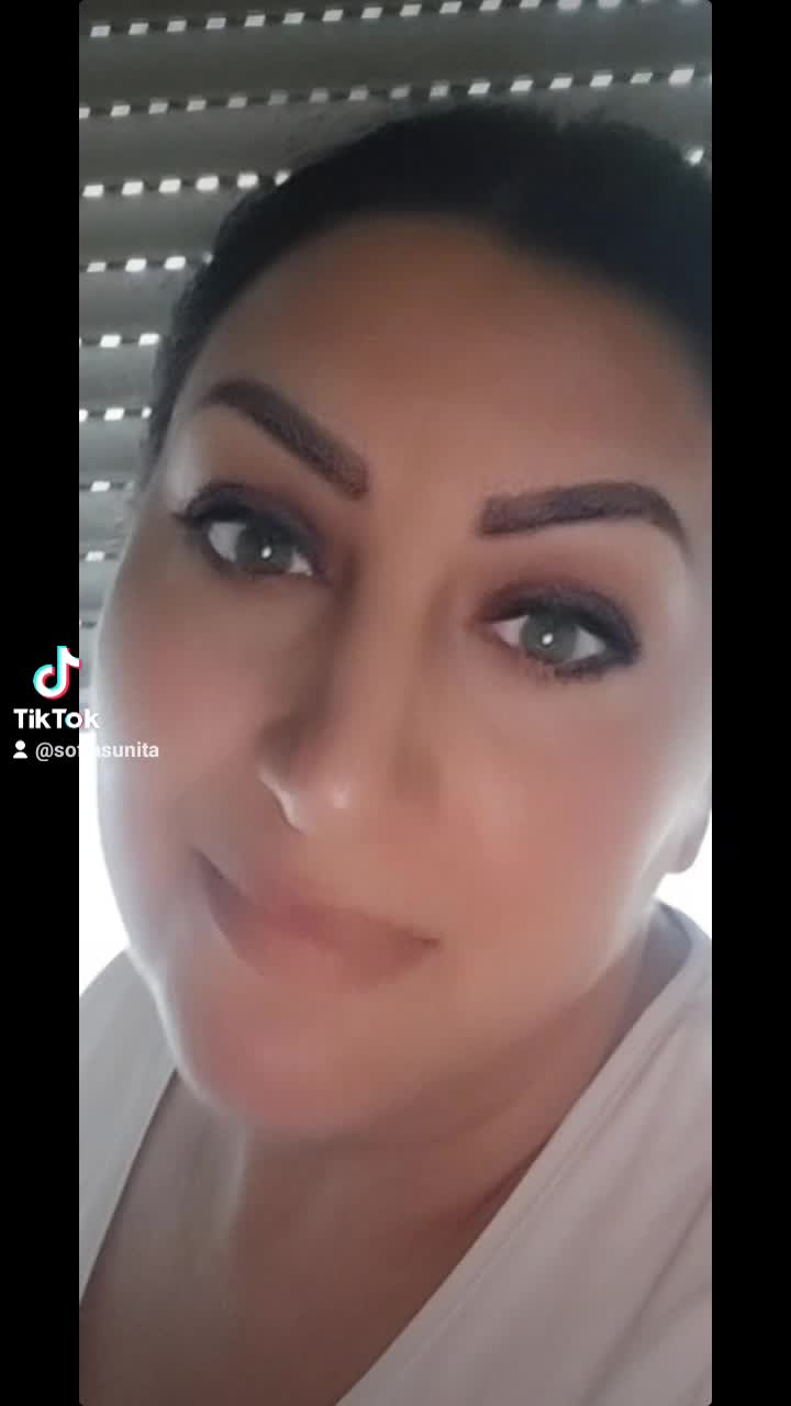 @Elisaaaaa
