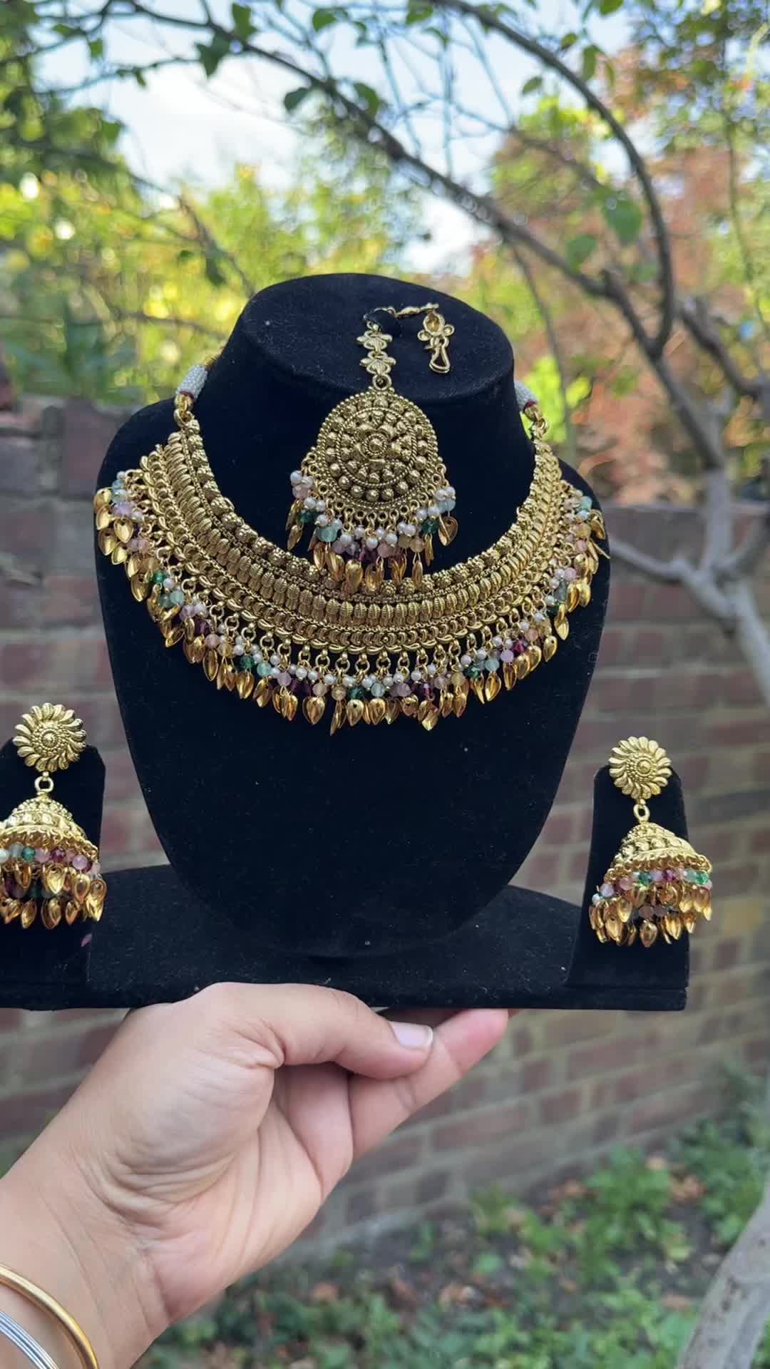 @Dazzledreamscollections