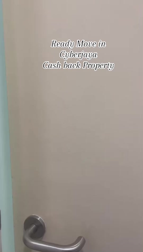 @dinashwrenn