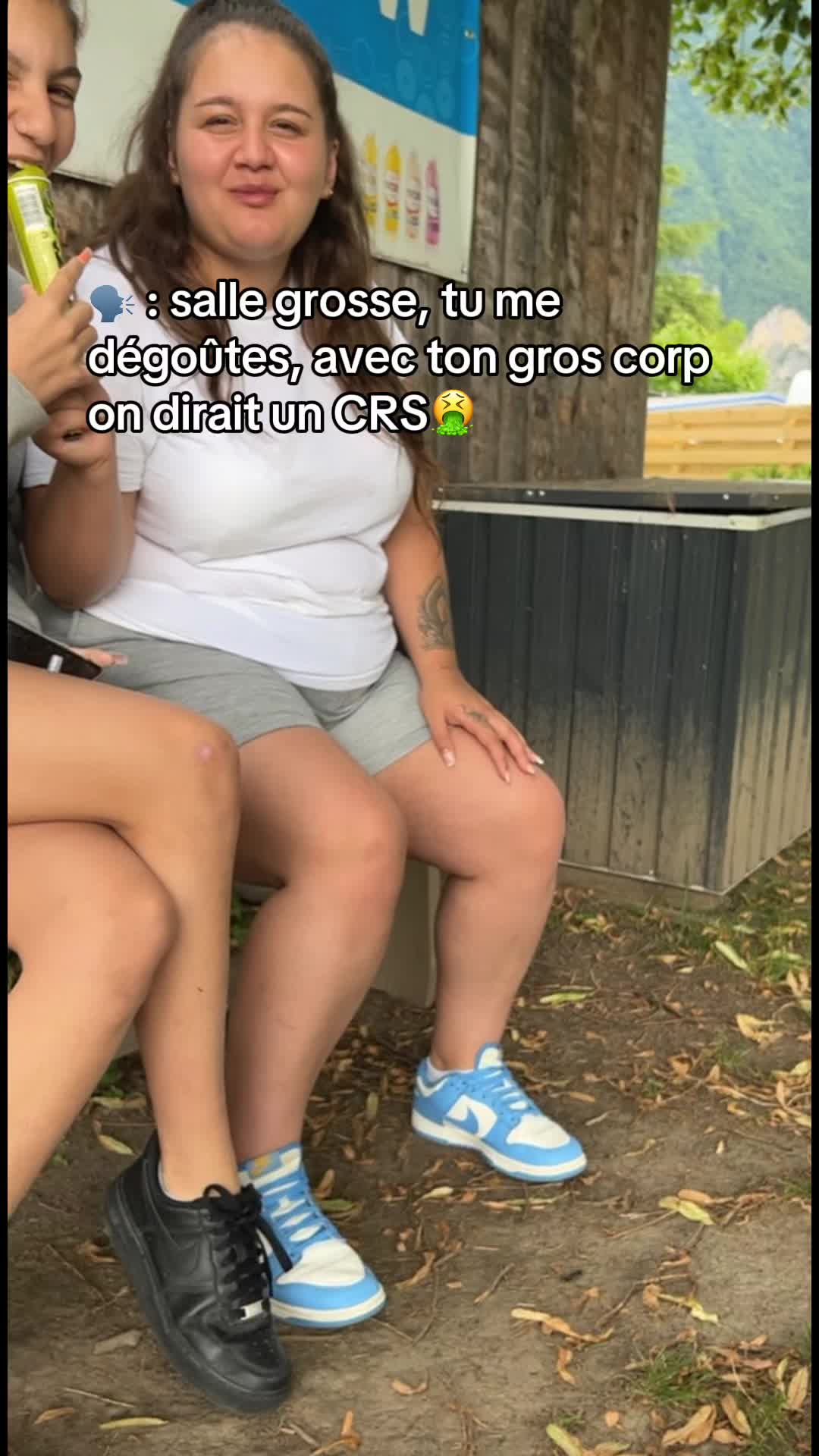 @Ladzamia