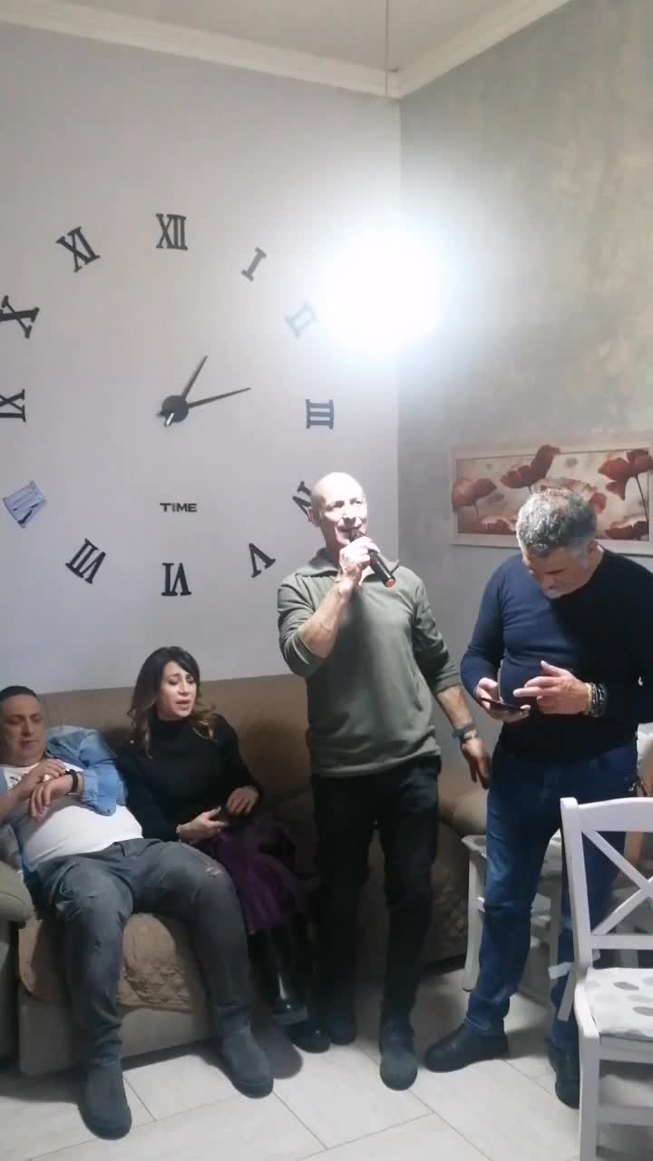 @Alessandro De Nigr46