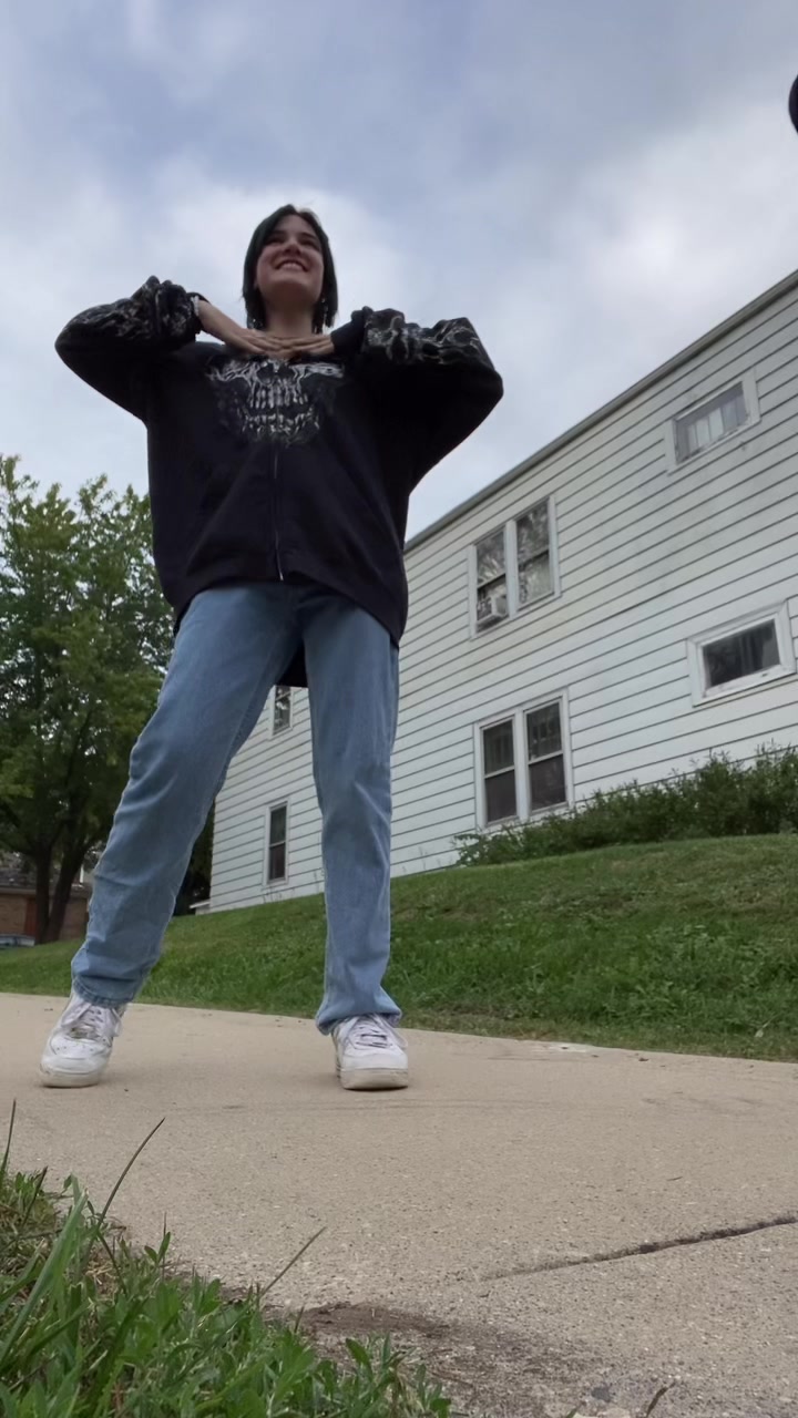 @🪼