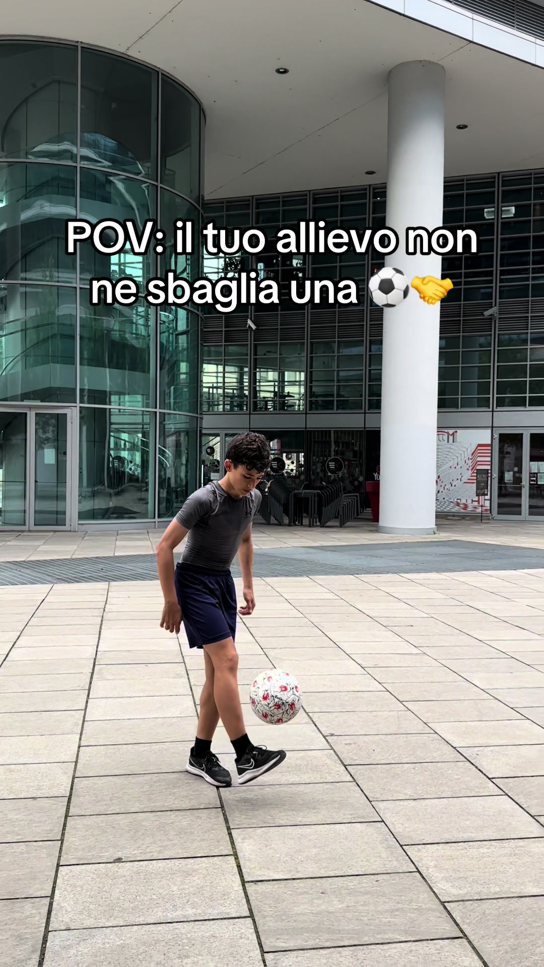@Davide Pisani