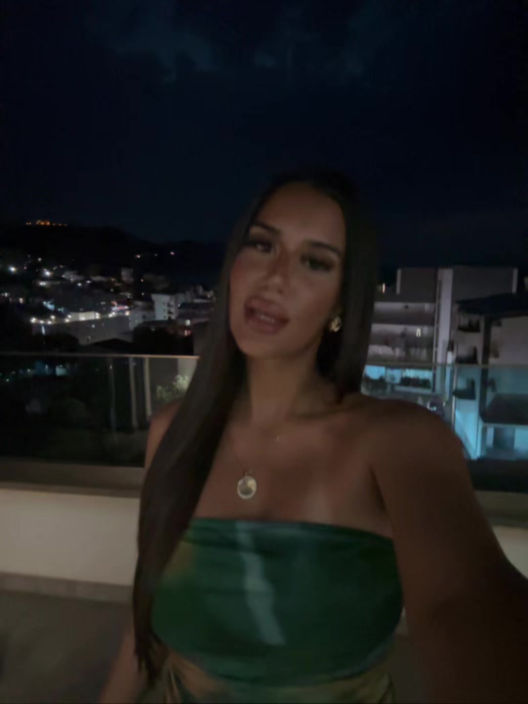 @AçelyaT