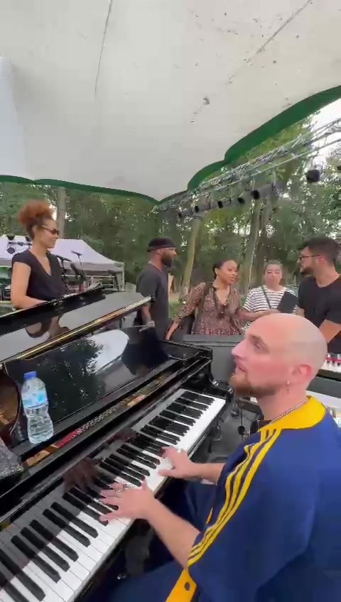 @Nico Vella