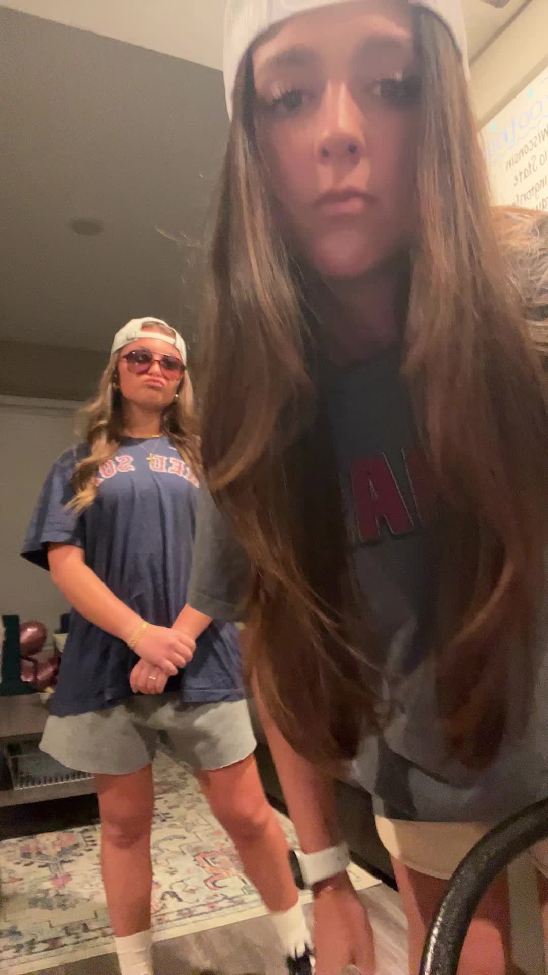 @BELLAAAAAAAA
