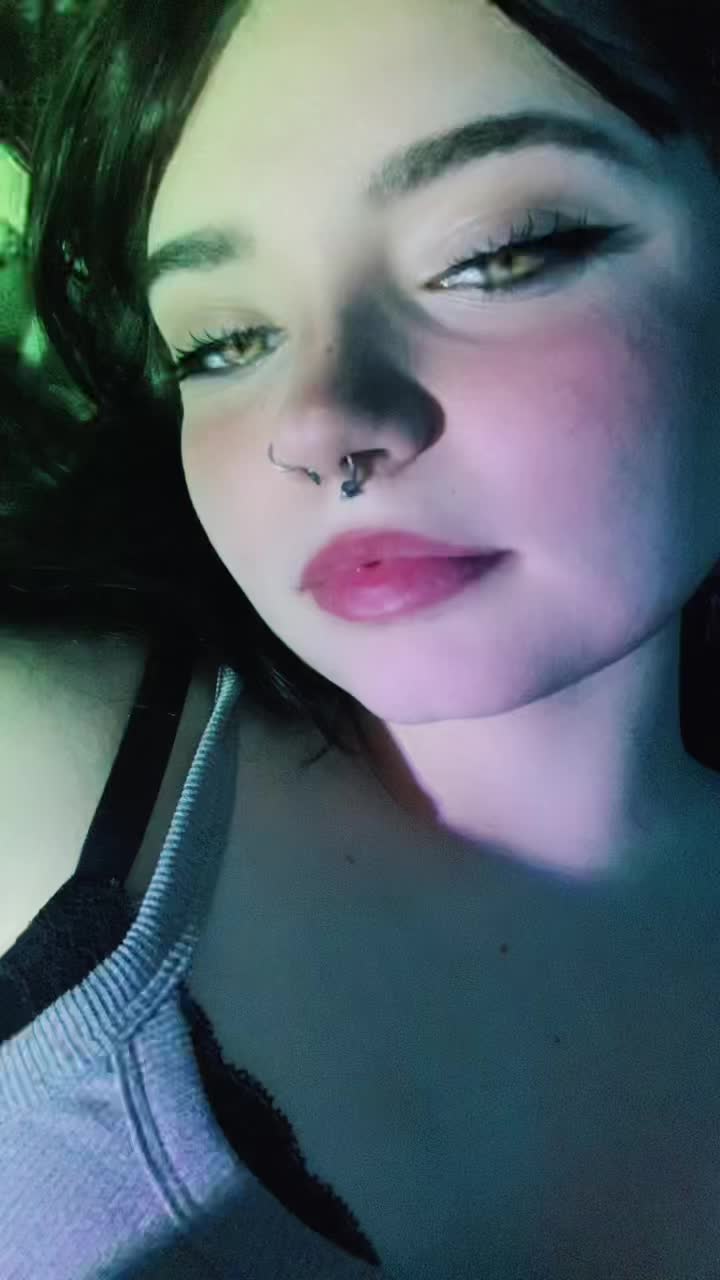 @Kaylee👩🏻❤️💋👩🏻