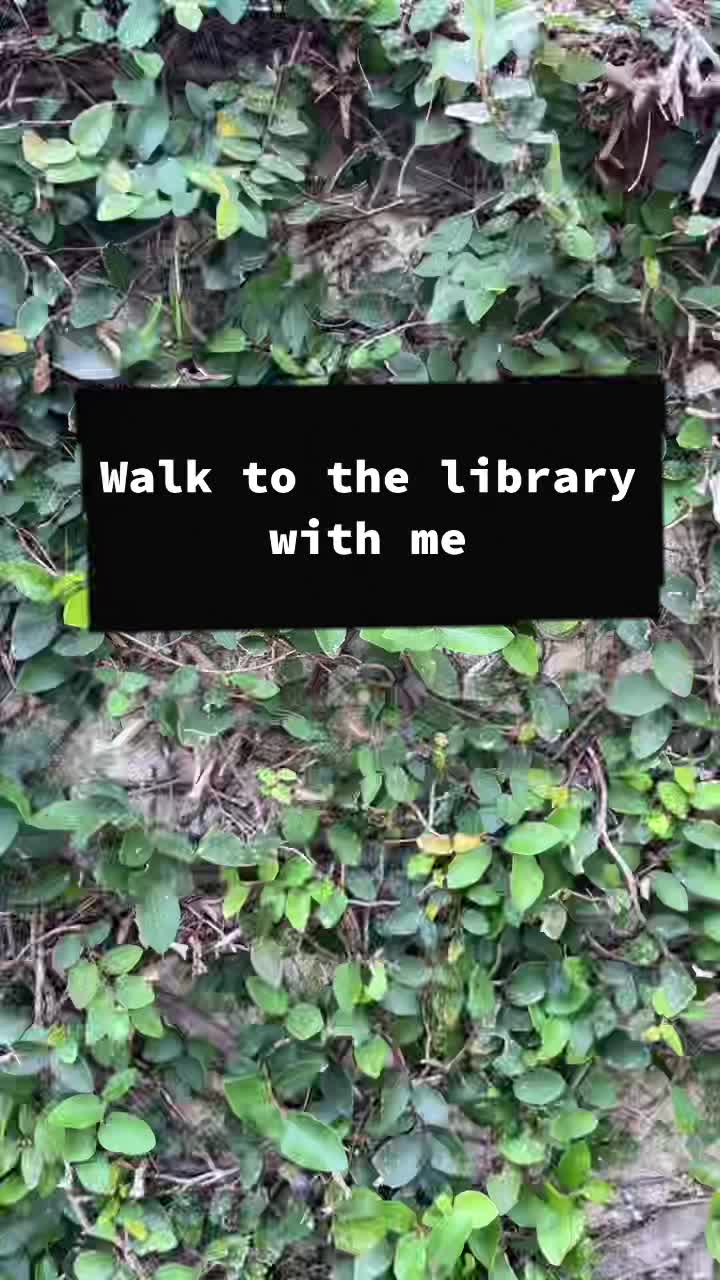 @Caiti_Reads