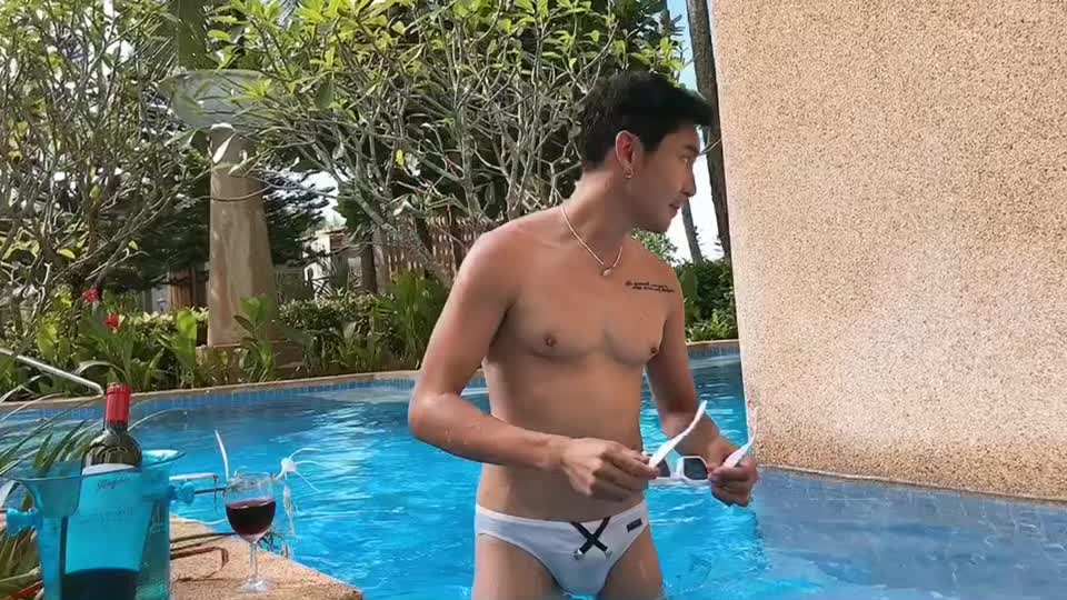 @ไฮแจ๊ค เหมังกร | เรื่องบนเตียง