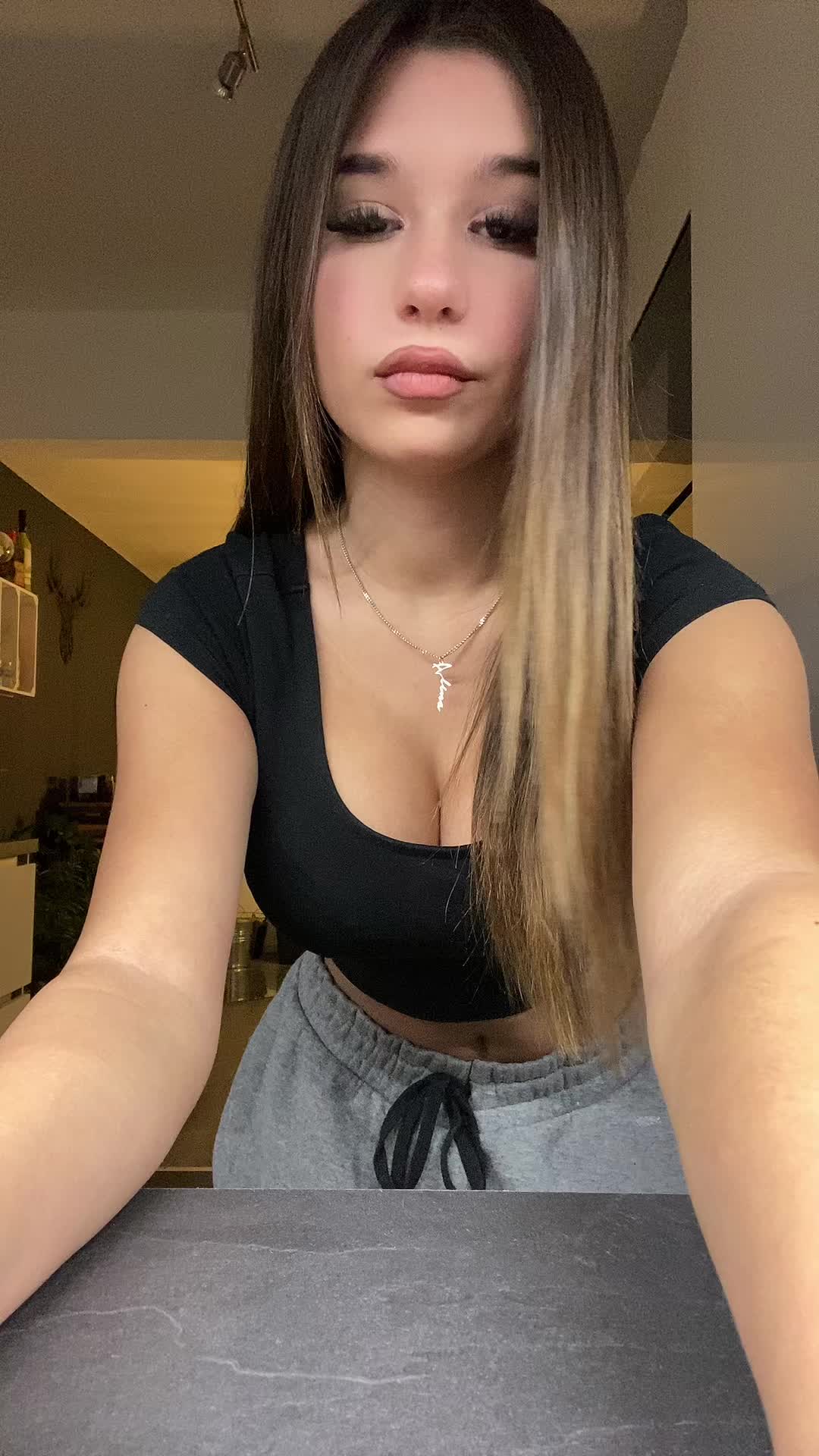 @077._.alina