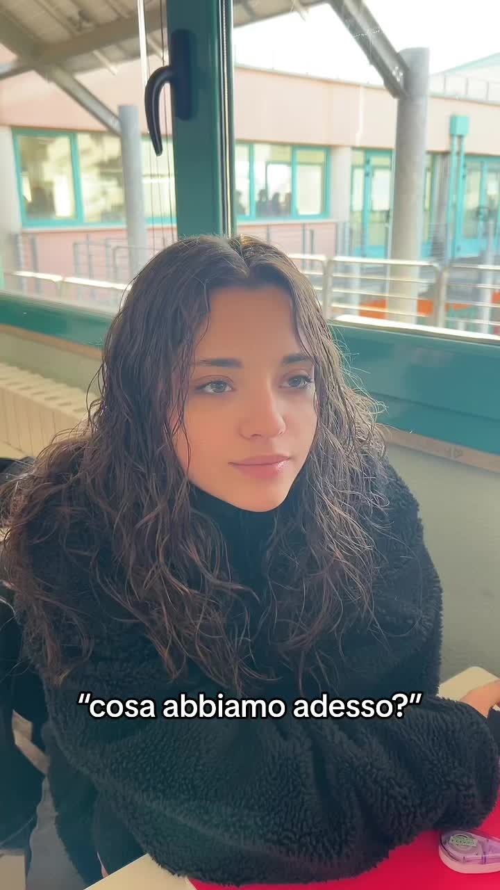 @𝑎𝑚𝑦🌚