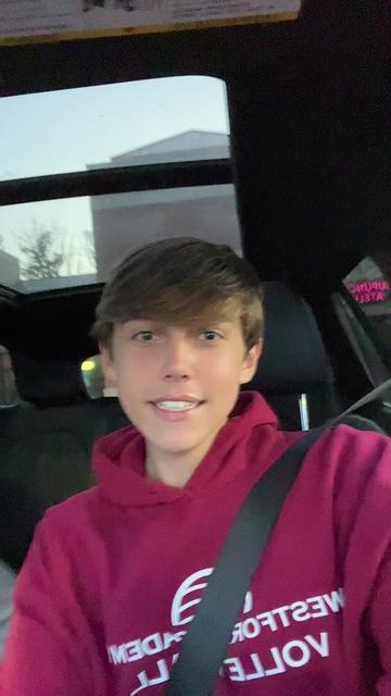 @caitcanoe