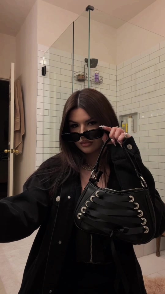 @𝕶𝖆𝖞𝖑𝖆 𝕹𝖎𝖈𝖔𝖑𝖊 🌹⛓