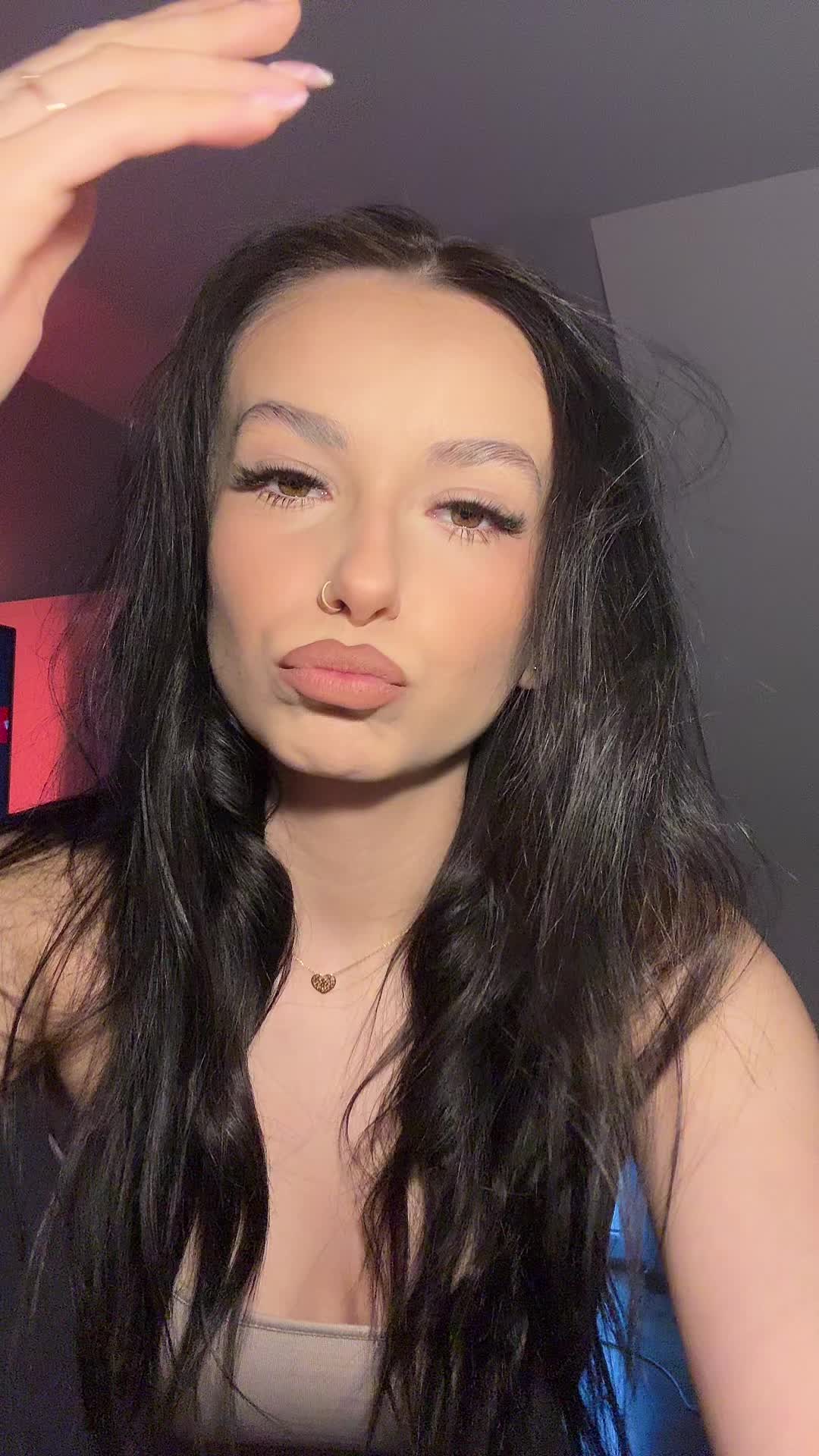 @astrycharxzyk