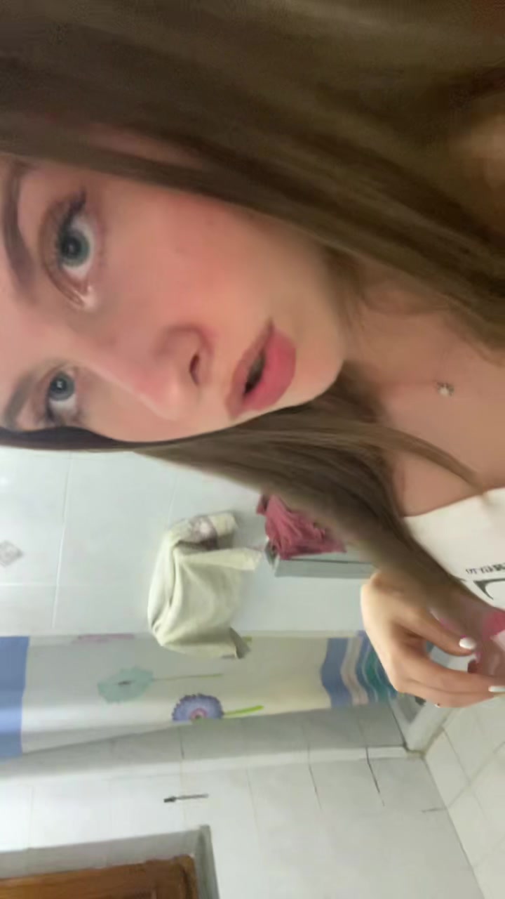 @_sofiacotton_