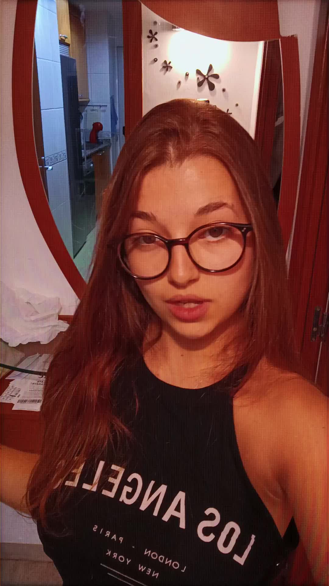 @Erika_25