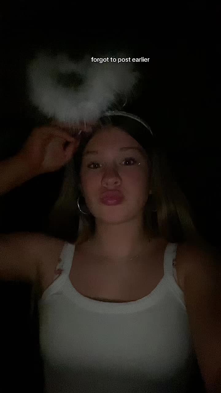 @😻