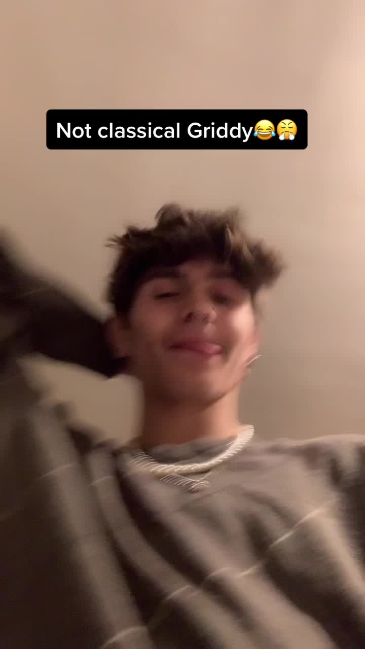 @Stanley🖤🛹