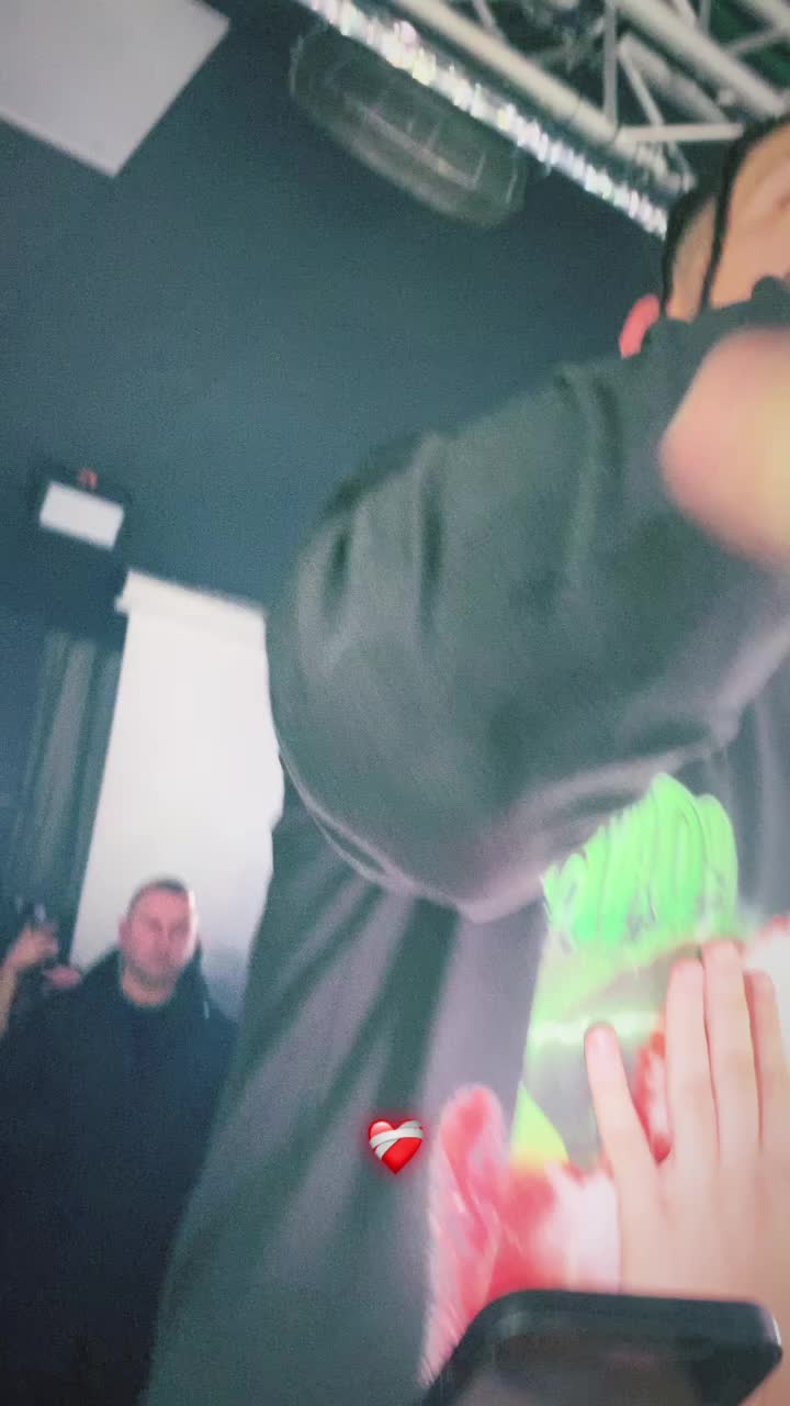 @sissi