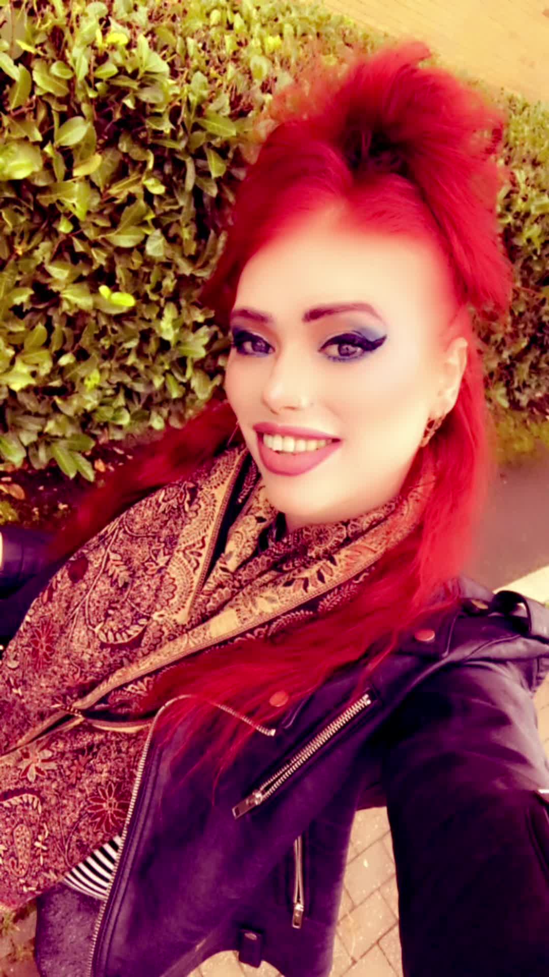 @Roxanne Lilly M