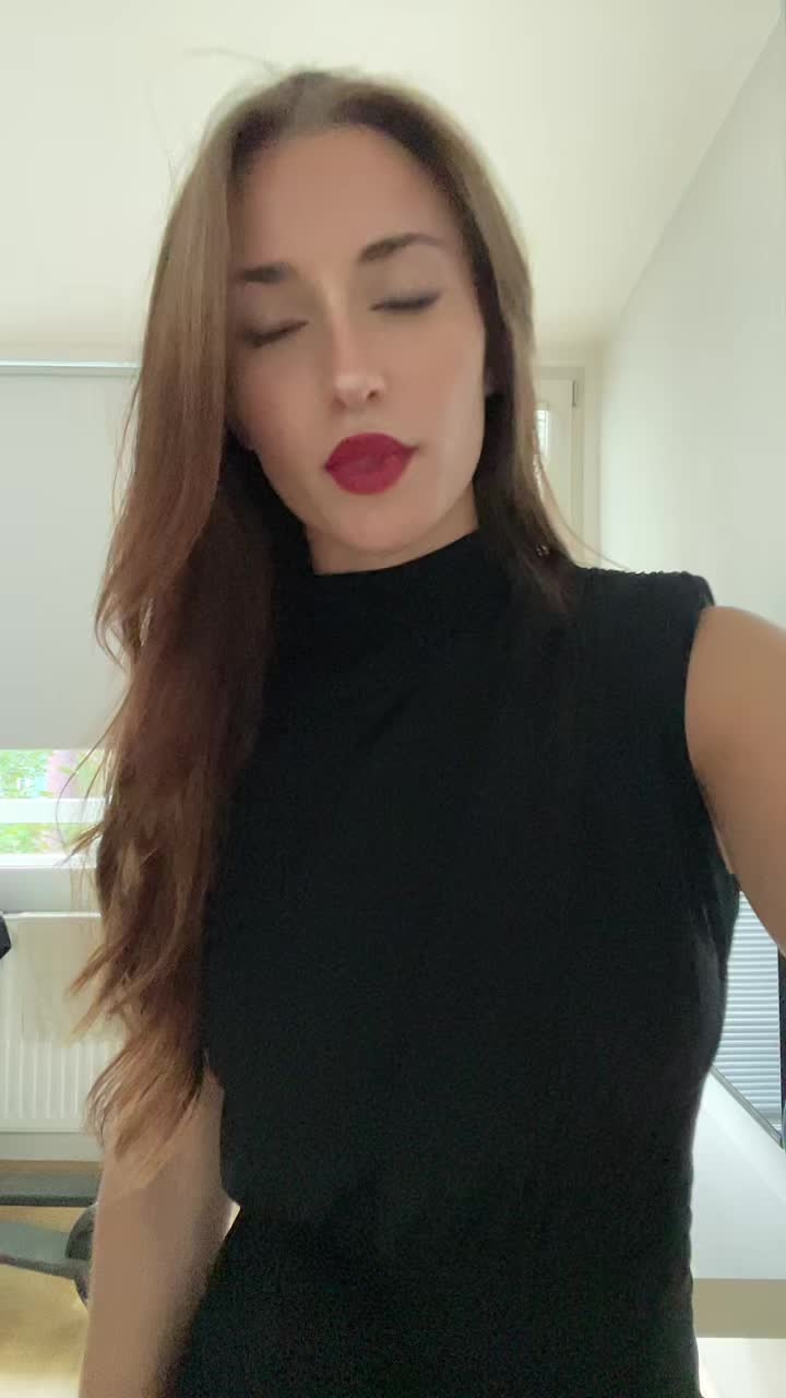 @noella
