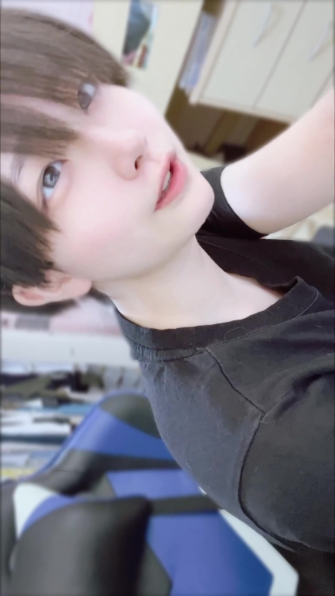 @はやくねろ❕