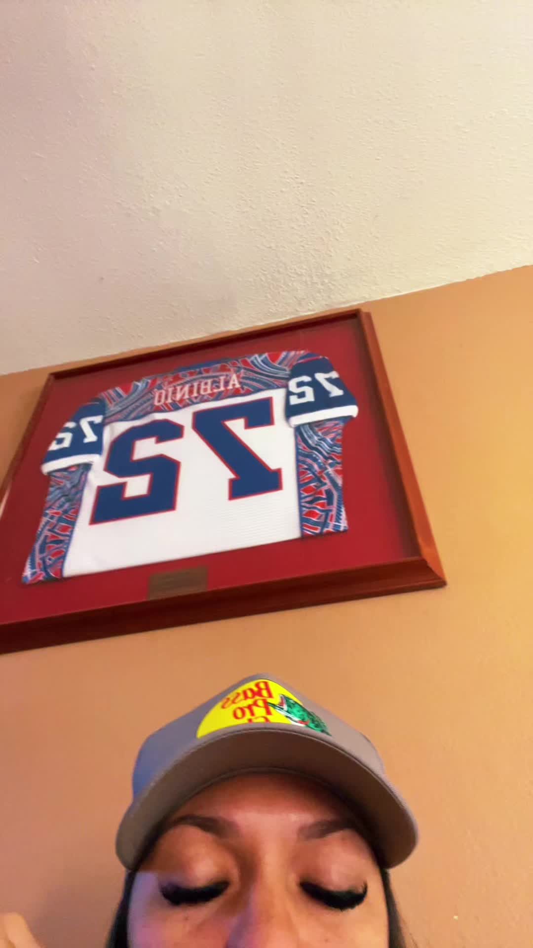 @Mama Manu