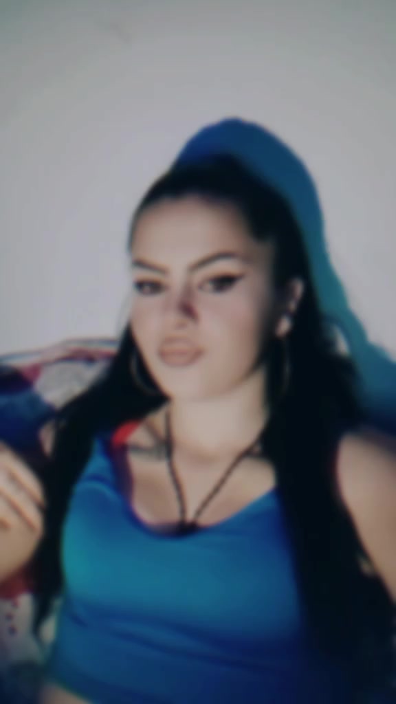 @Mela🖤💫🤍