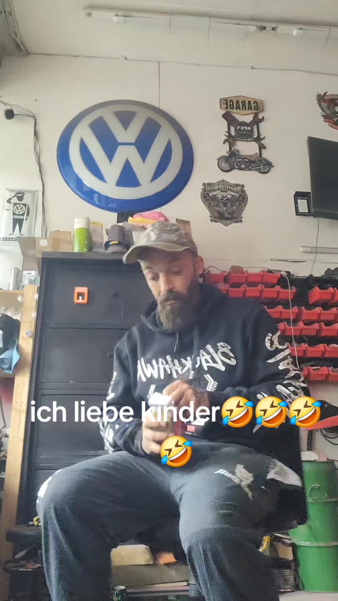 @Semi‘s Pilz 🍄mafiafuck🏴☠️