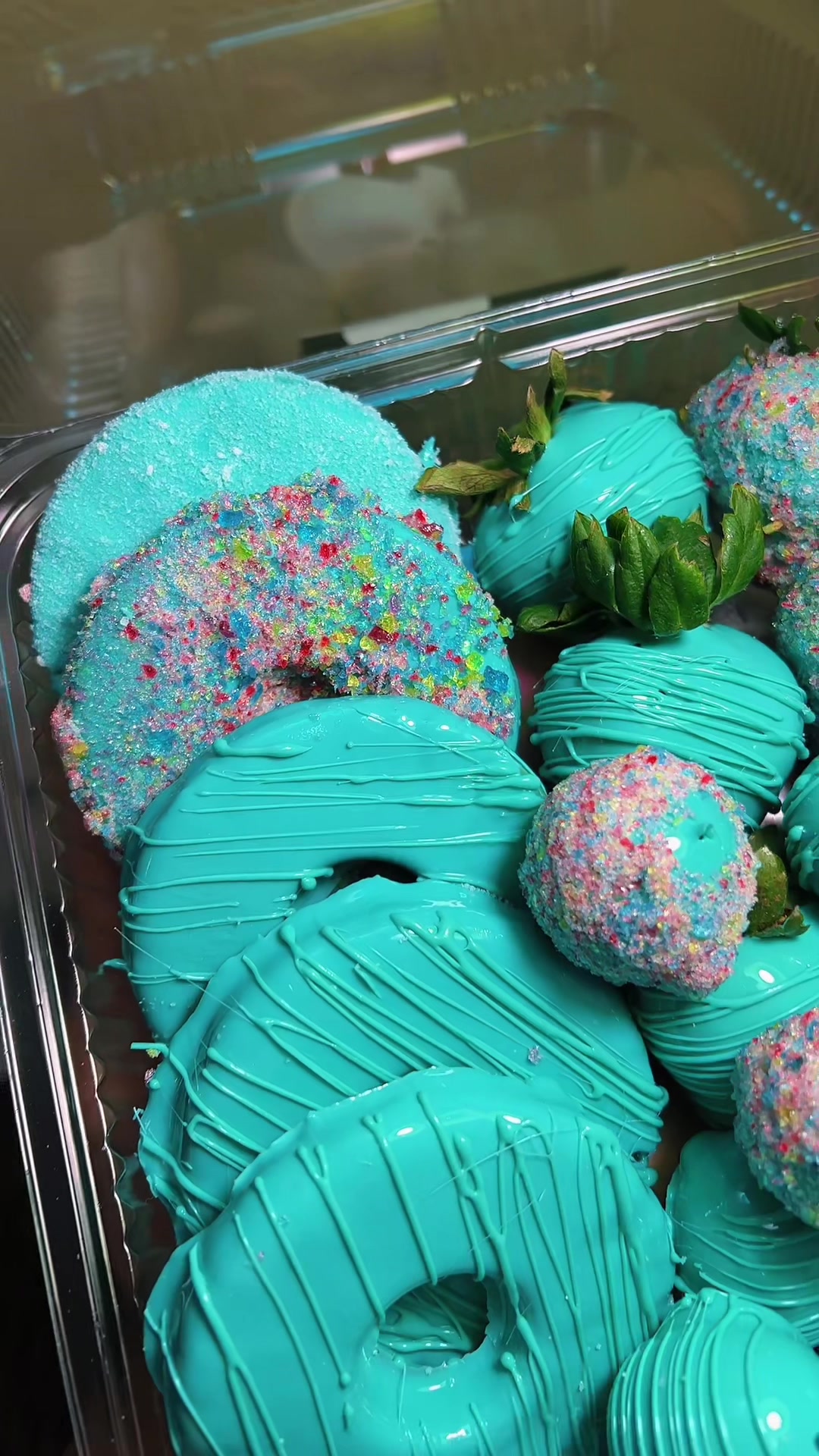 @Brecy thee candy plug