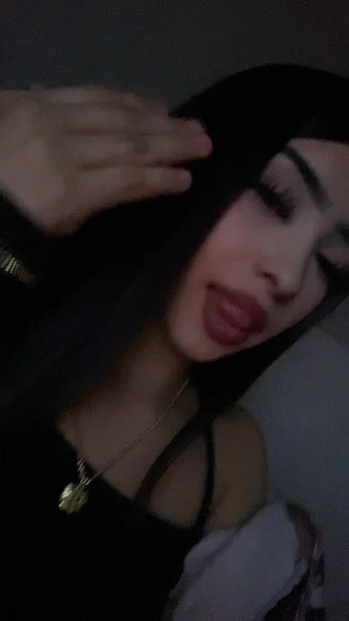 @laceyy