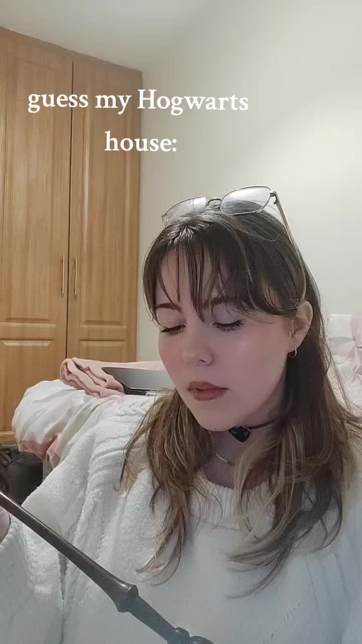 @𝑪𝒐𝒍𝒂𝑪𝒉𝒆𝒓𝒓𝒚 🍒