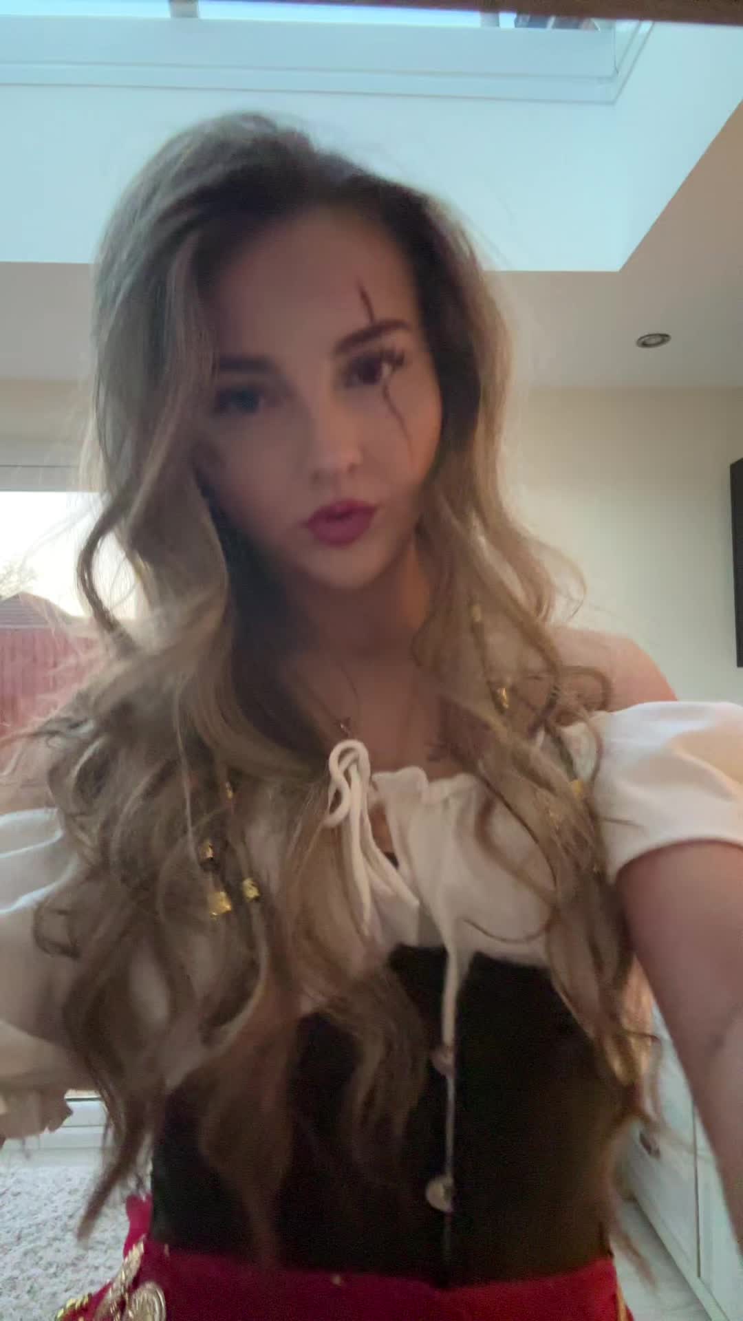 @isabellemay22