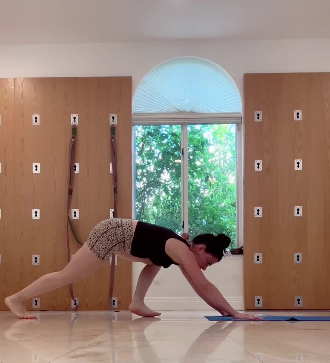 @Nivineyoga