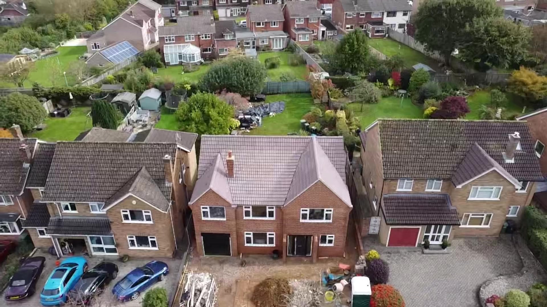 @Look Sharp Roofing