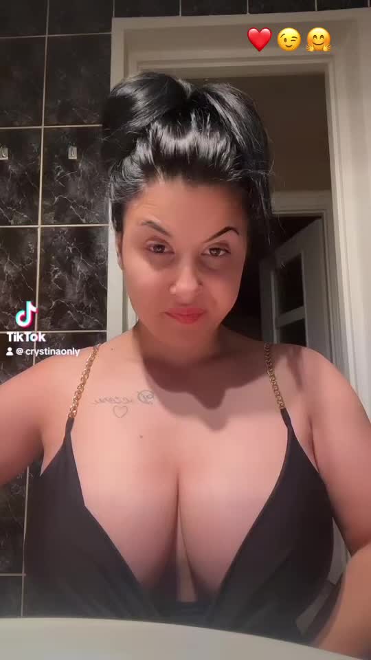@Crystinaonly