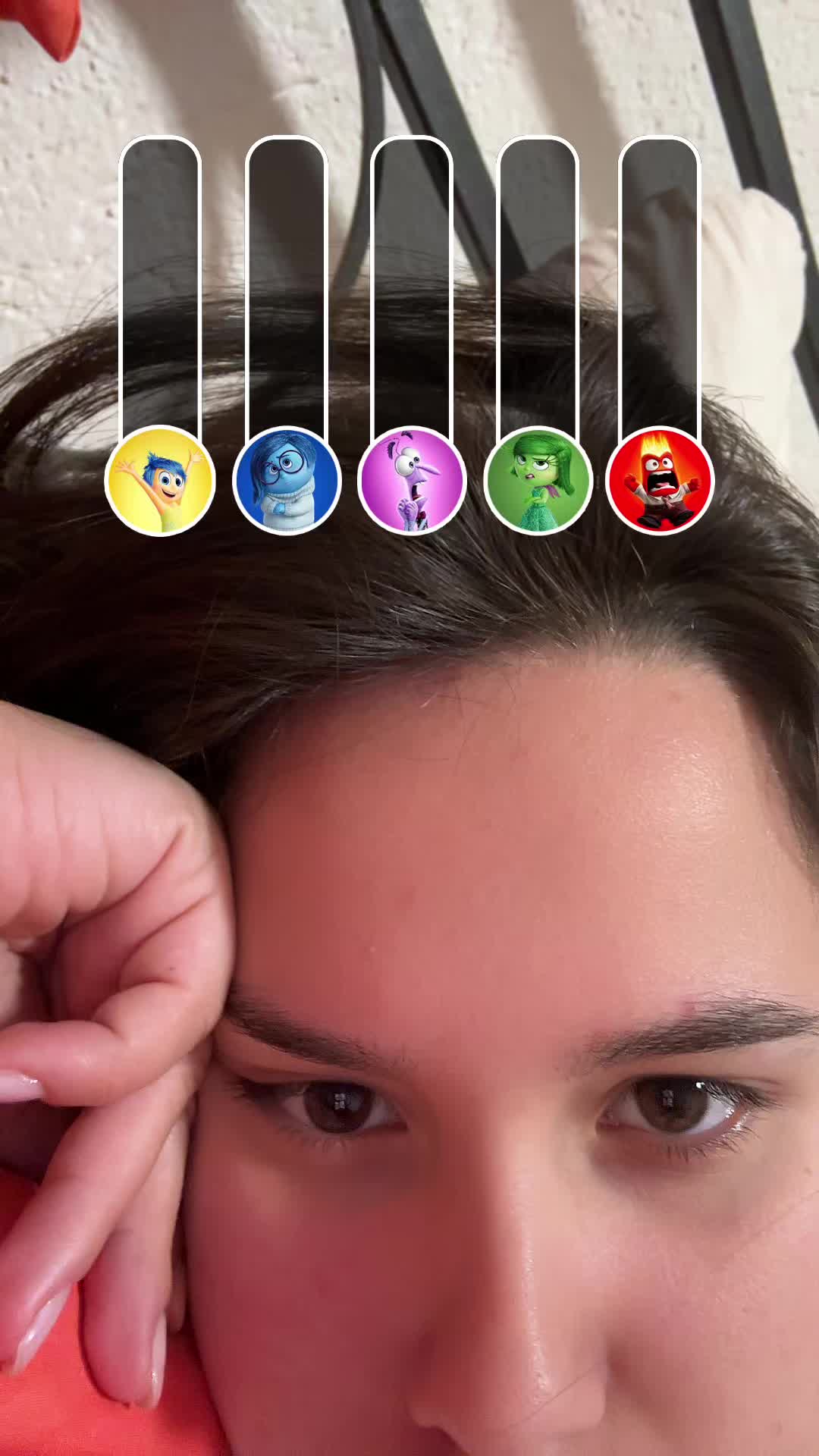 @Emhanuela