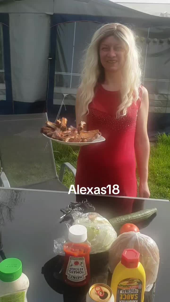 @Alexas18
