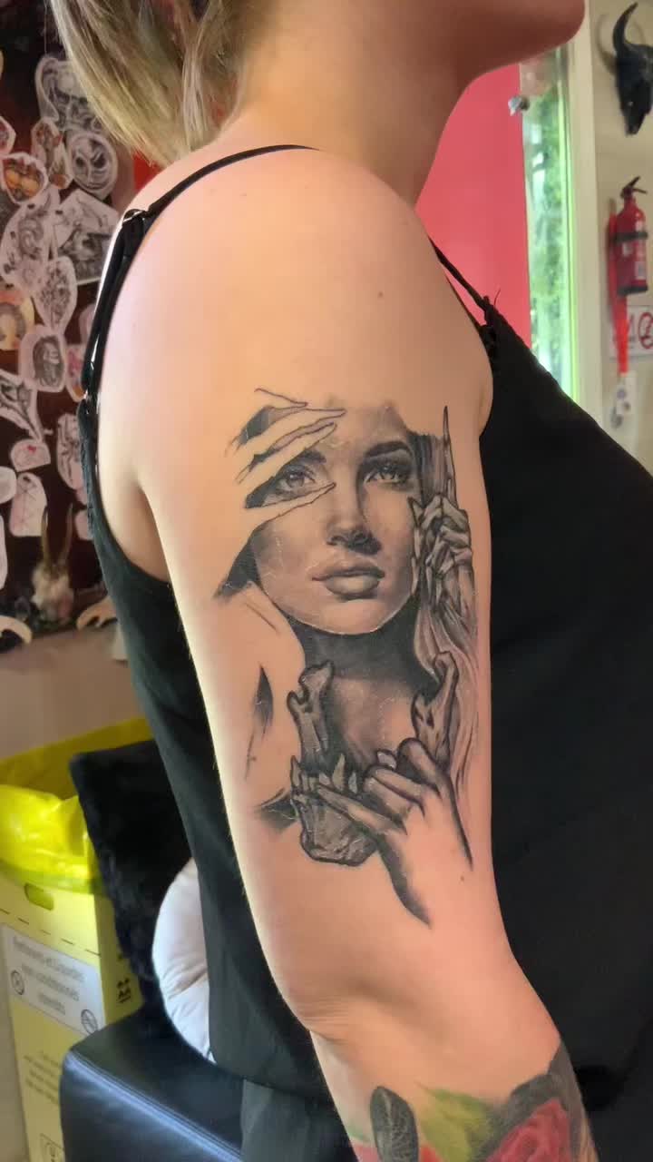 @Niglie Tattoo